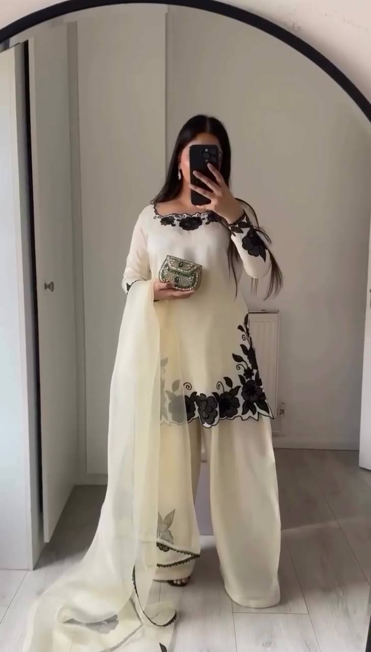 Elegant Off-White Fendy Silk Embroidered Kurta Set with Farshi Pants & Dupatta