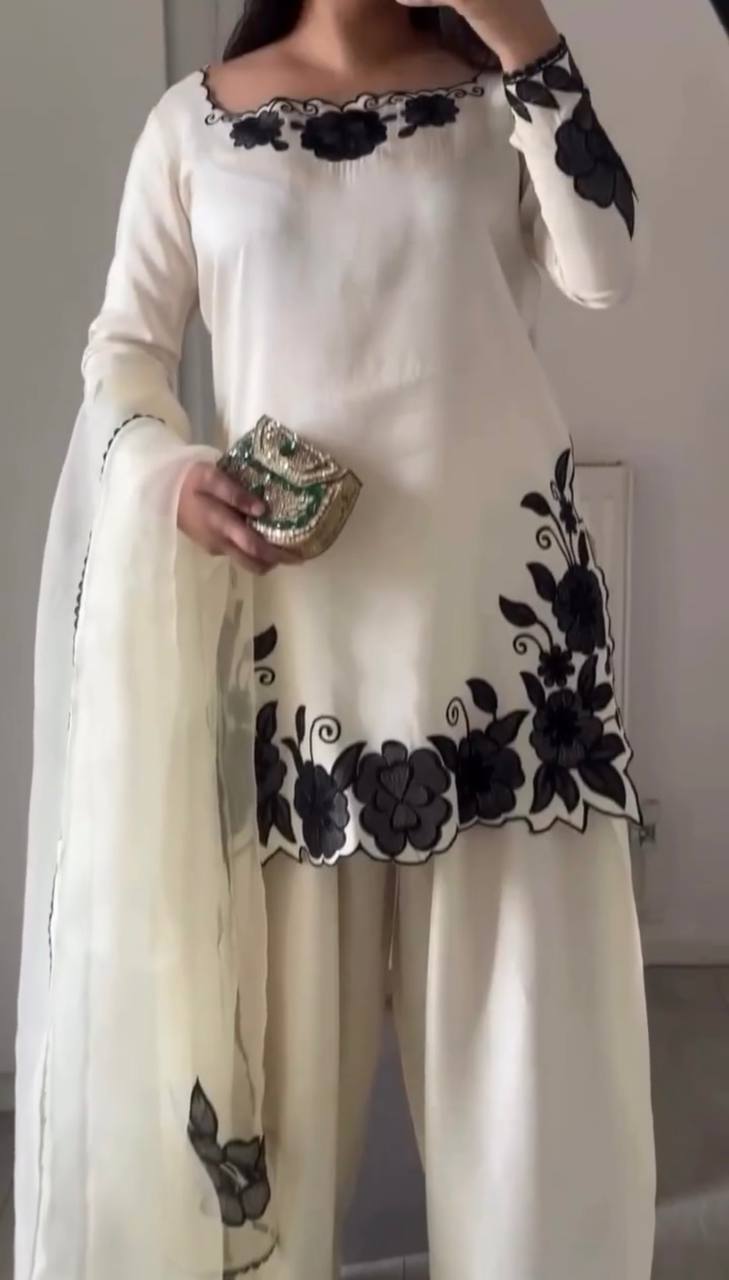 Elegant Off-White Fendy Silk Embroidered Kurta Set with Farshi Pants & Dupatta