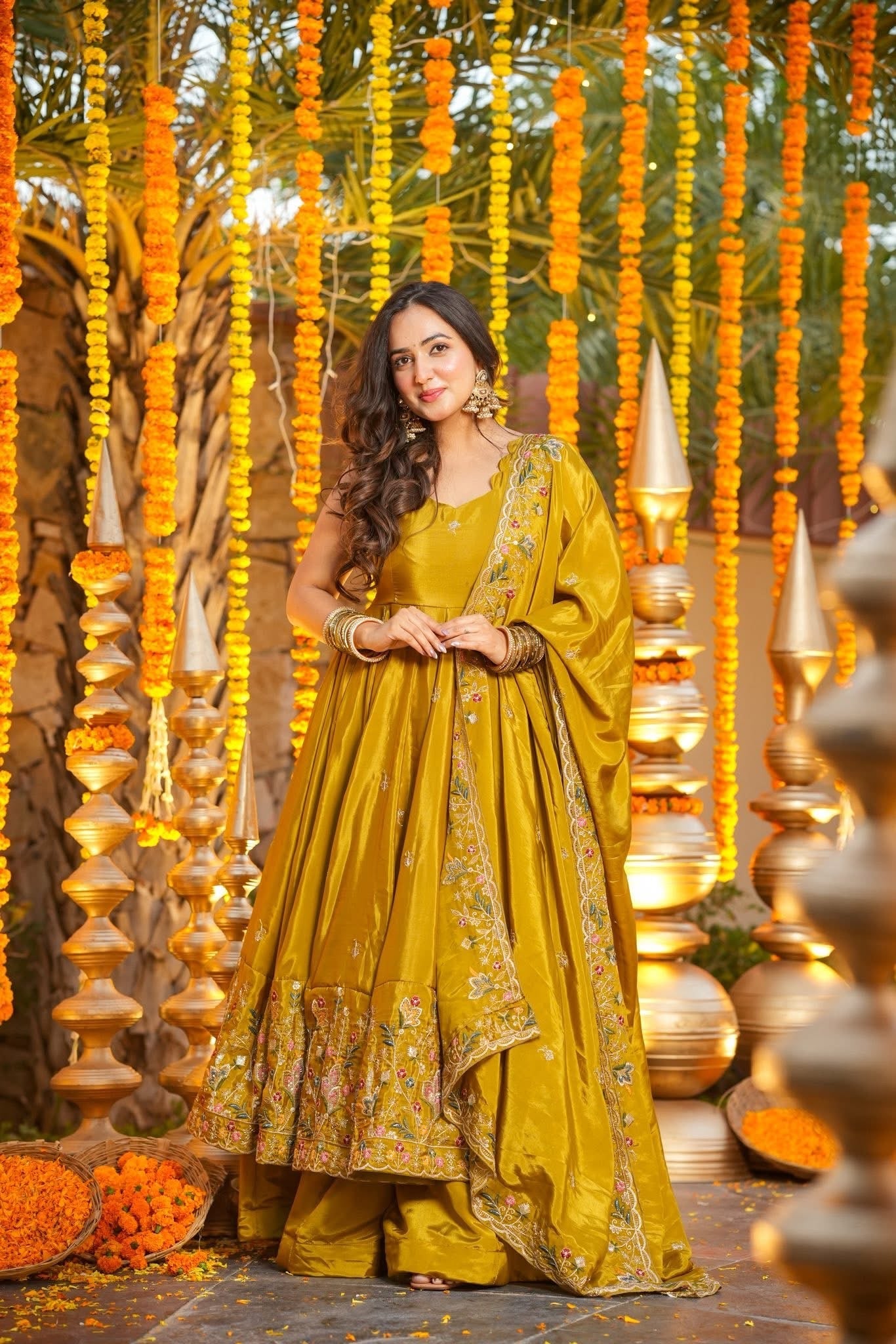 Royal Zari Embroidered Anarkali Suit Set