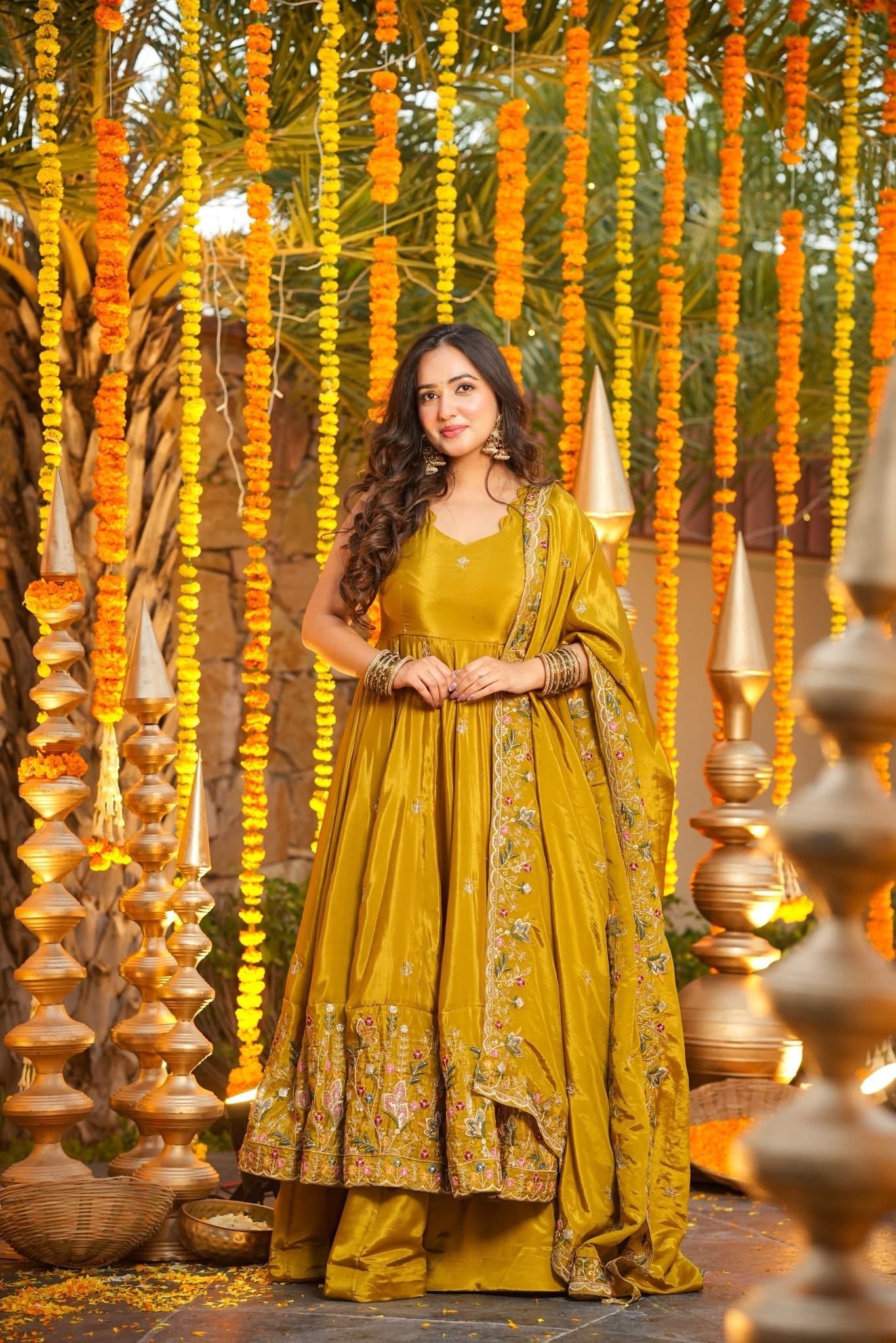 Royal Zari Embroidered Anarkali Suit Set