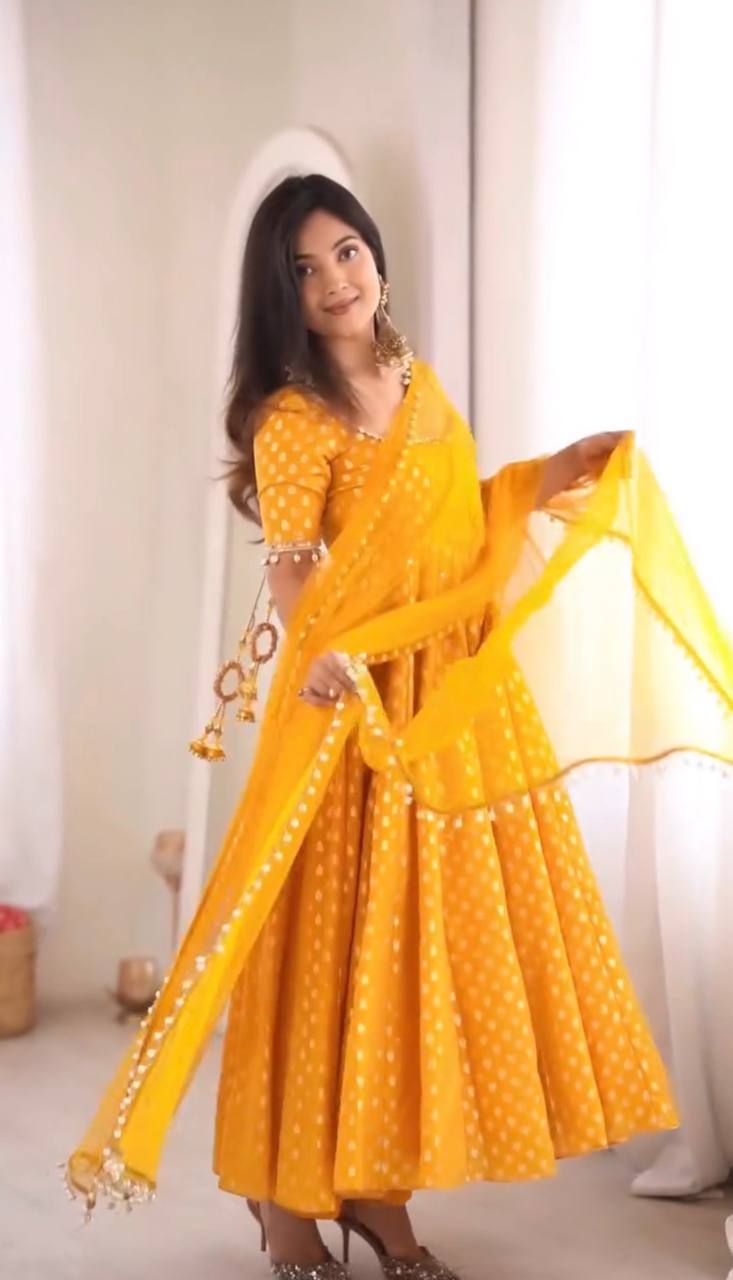Chanderi Jacquard Gown Set Mirror Work Party Wear