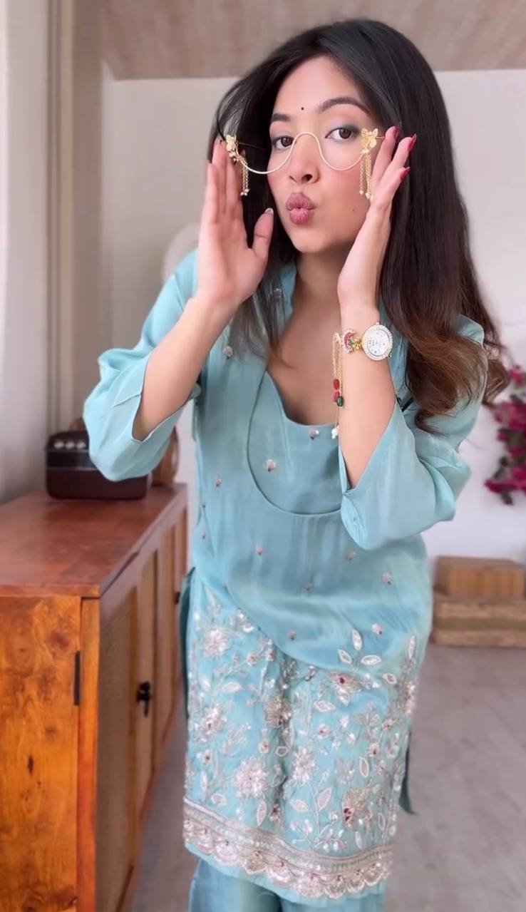 Glass Roman Embroidered Kurta Pant Party Wear Set