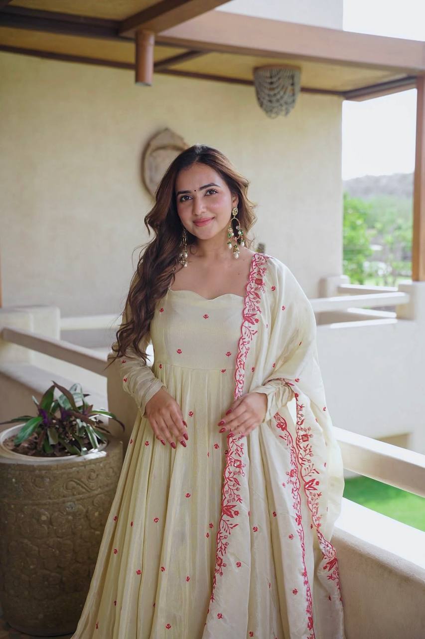Diamond Silk Gown Set Embroidered Party Wear